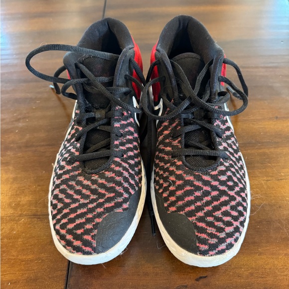 Youth Nike KD Trey 5 V111 Basketball Shoes. - Picture 6 of 11